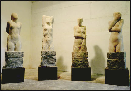 Christine Dewerny I Bildhauerin I Berlin I Sandsteinskulpuren I Die 4 Temperamente I Reinhardtsdorfer Sandstein