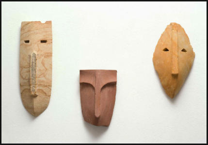 Christine Dewerny I Bildhauerin I Berlin I Sandsteinskulpuren I Wandmasken I Postaer Sandstein